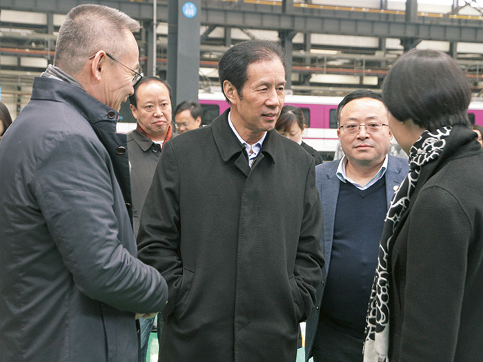  原四川省人大副主任陈光志一行莅临四川发展BSport体育官网股份调研指导工作,公司董事长肖光辉陪同